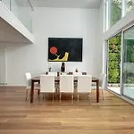 Вилла Loft58 Luxury Loft With Internal Swimming Pool *