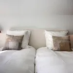 Loft58 Luxury Loft With Internal Swimming Pool * Lisbon