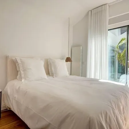 Loft58 Luxury Loft With Internal Swimming Pool Lisbon
