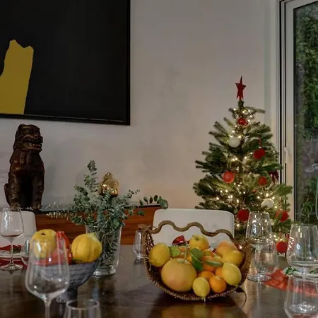 Вилла Loft58 Luxury Loft With Internal Swimming Pool